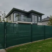 Jak vybrat stínící síť na plot